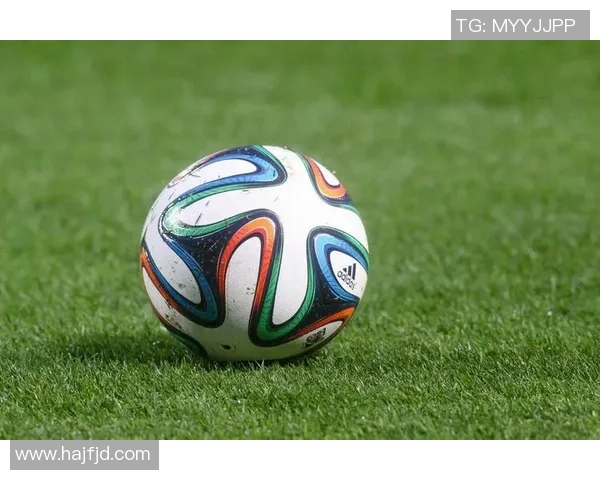 北欧足球之星:挪威芬兰丹麦的传奇球员与他们的辉煌成就